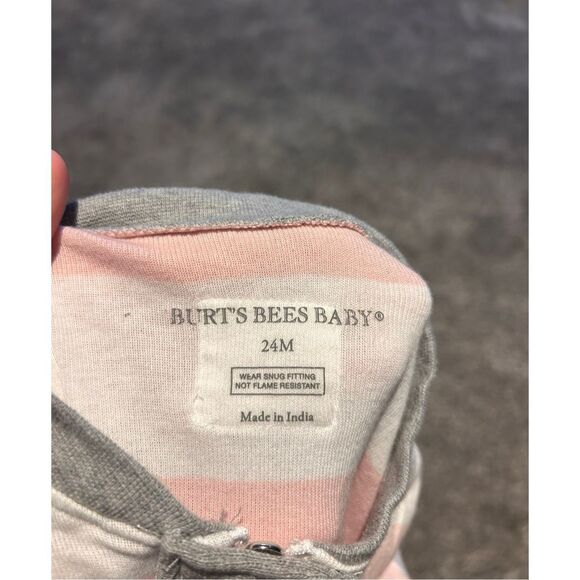 Burt’s bees zip up footie sleeper size 24mos - Picture 3 of 3